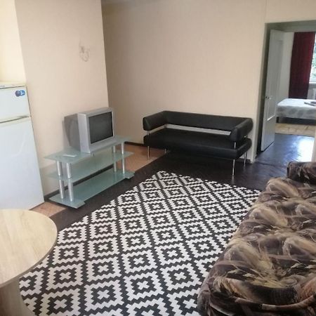 Квартира По Адресу Дружбы Народов 8А Kiev Ngoại thất bức ảnh