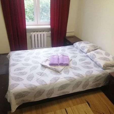 Квартира По Адресу Дружбы Народов 8А Kiev Ngoại thất bức ảnh