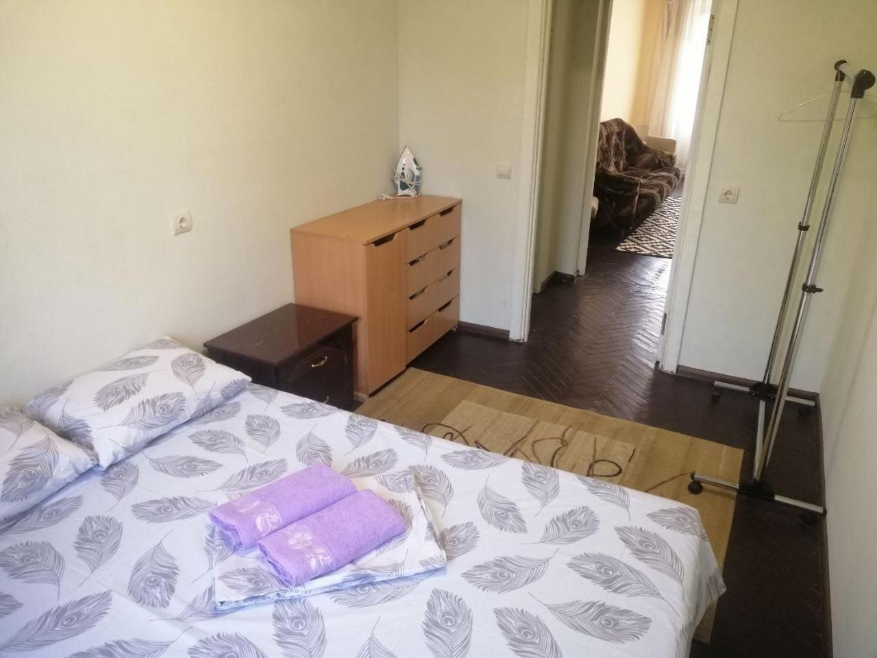 Квартира По Адресу Дружбы Народов 8А Kiev Ngoại thất bức ảnh